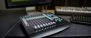 PreSonus Faderport 8 DAW Production Controller -1